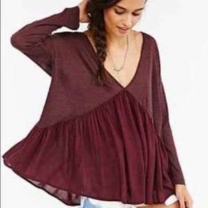 Black Open-Back Flowy Dolman Blouse